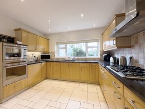 Photo 13- click for photo gallery